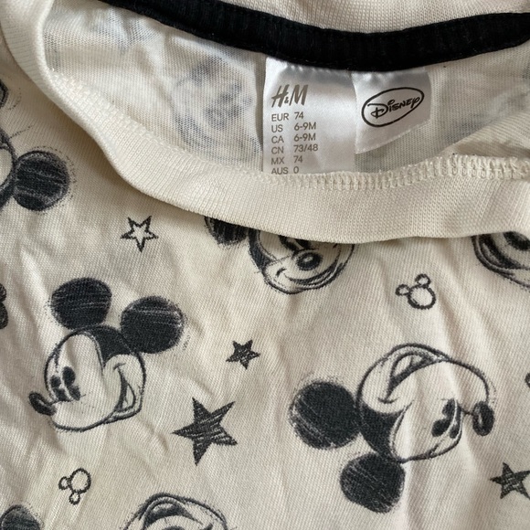 Baby Mickey Mouse cute brand new - Picture 2 of 2